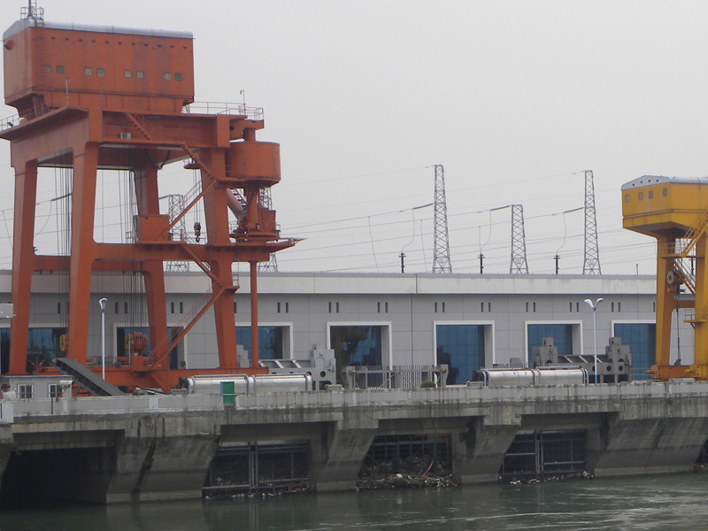 ���ްӶ�����վ��תʽ���ۻ���װʵ��